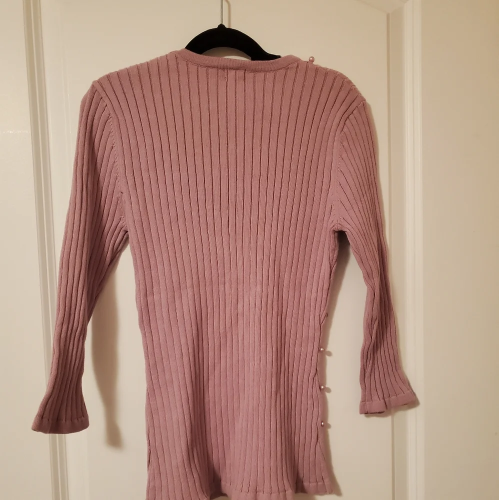 Ribbed Pearl Top - Picture 3 of 4